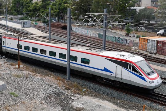 helenic train trena proastiakos